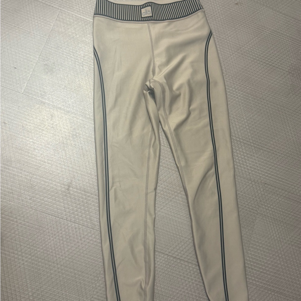 Alo Airlift Leggings